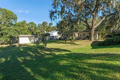 A home in LAKE MARY