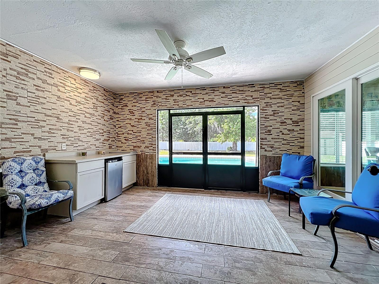 MEADOWS AT RIO PINAR - Residential