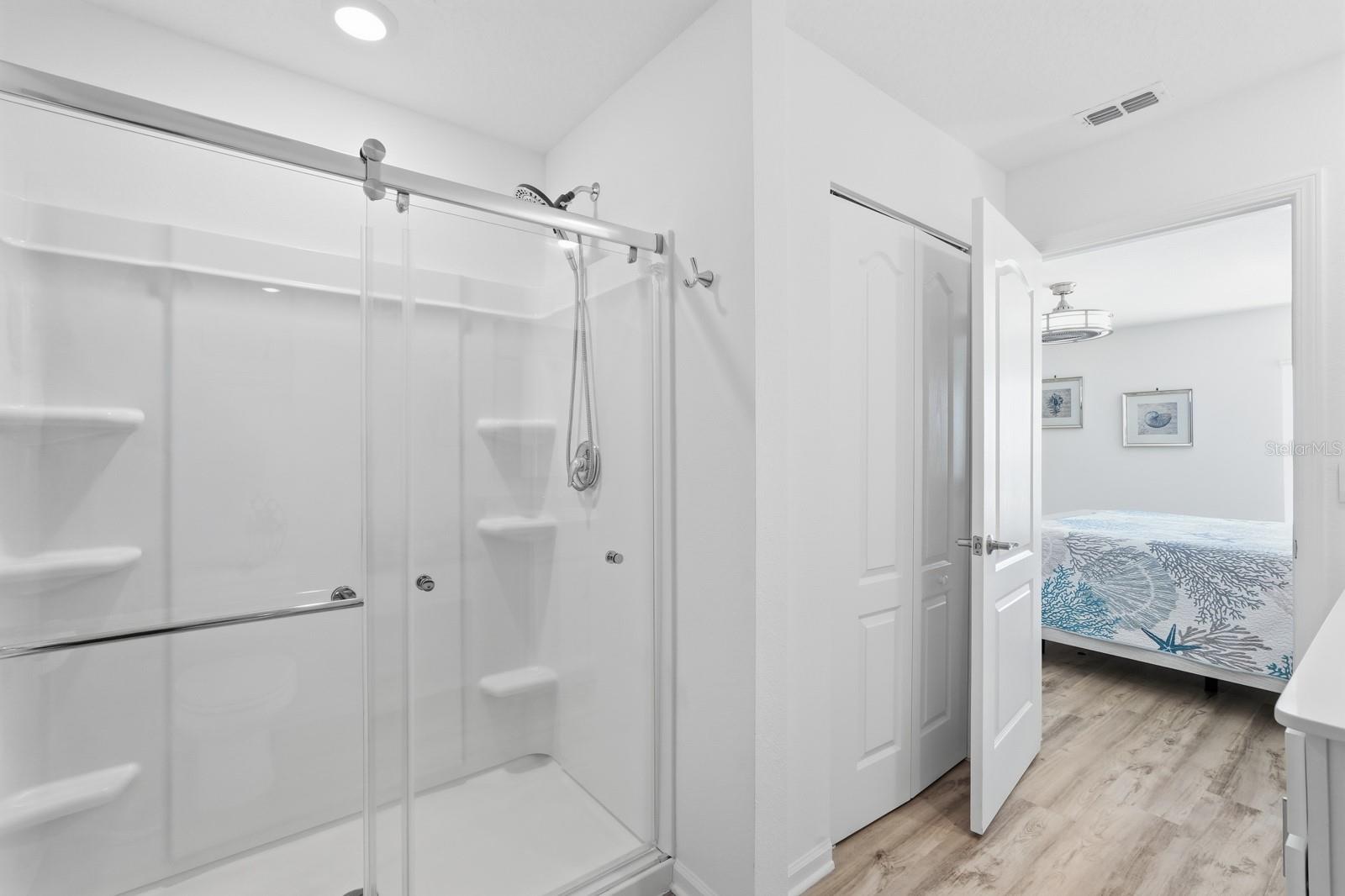 SEMINOLE WOODS - Residential