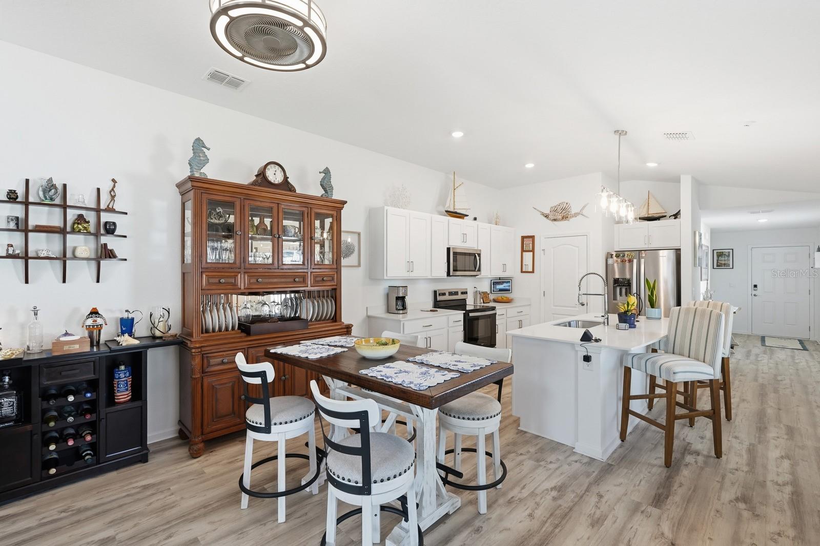 SEMINOLE WOODS - Residential