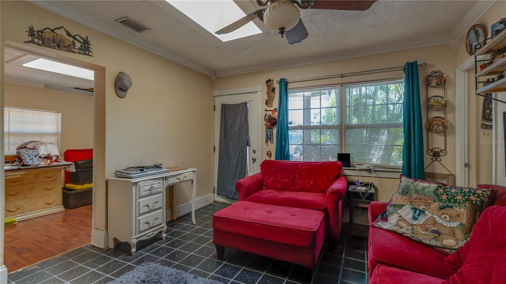 Photo of 2133 43rd Avenue N, St Petersburg, FL 33714 (MLS # P4936593)