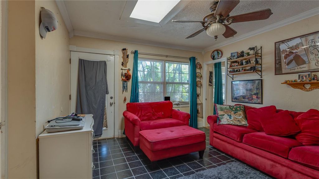 Photo of 2133 43rd Avenue N, St Petersburg, FL 33714 (MLS # P4936593)