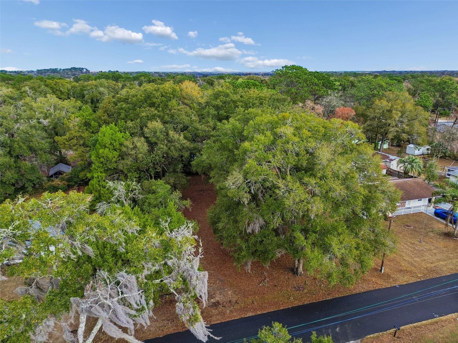 SPORTSMENS PARK - Land