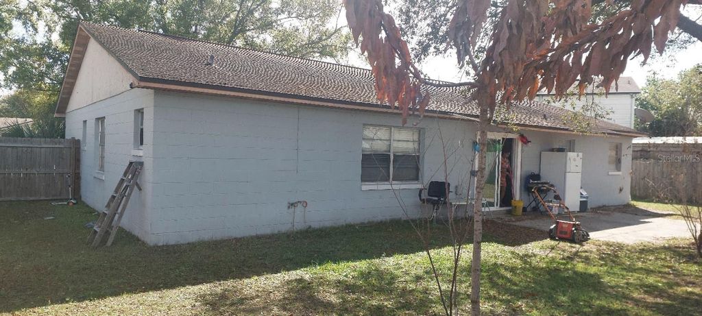 Photo of 6122 Burhley Ct, Orlando, FL 32809 (MLS # O6388859)