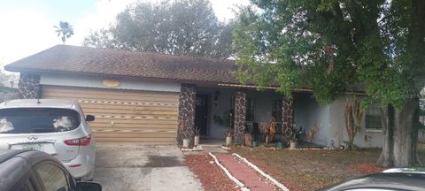 Photo of 6122 Burhley Ct, Orlando, FL 32809 (MLS # O6388859)