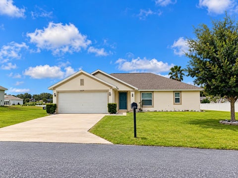 Photo of 3399 SW 153rd Lane, Ocala, FL 34473 (MLS # OM734979)