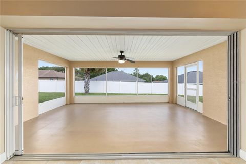 Tiny photo for 915 SE 69th Avenue, Ocala, FL 34472 (MLS # OM724730)