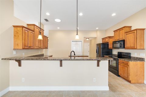 Tiny photo for 915 SE 69th Avenue, Ocala, FL 34472 (MLS # OM724730)