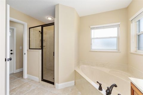 Tiny photo for 915 SE 69th Avenue, Ocala, FL 34472 (MLS # OM724730)