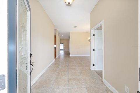 Tiny photo for 915 SE 69th Avenue, Ocala, FL 34472 (MLS # OM724730)