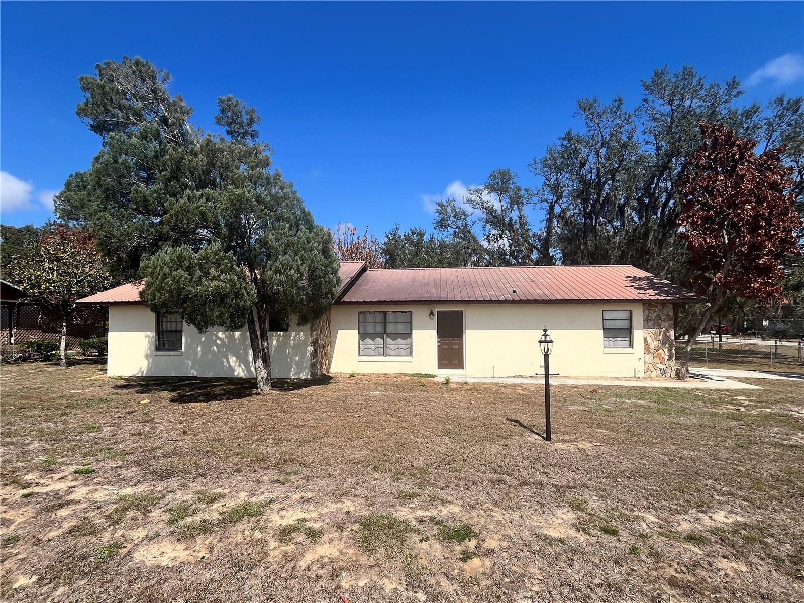 AVON PARK LAKES - Residential