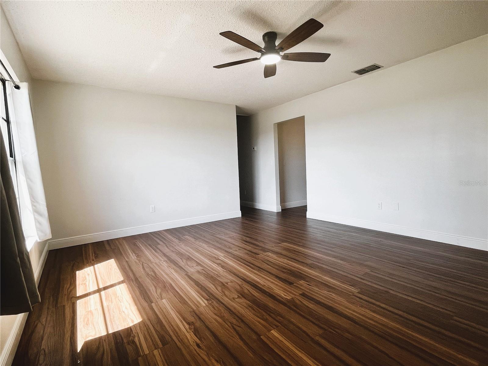 AVON PARK LAKES - Residential