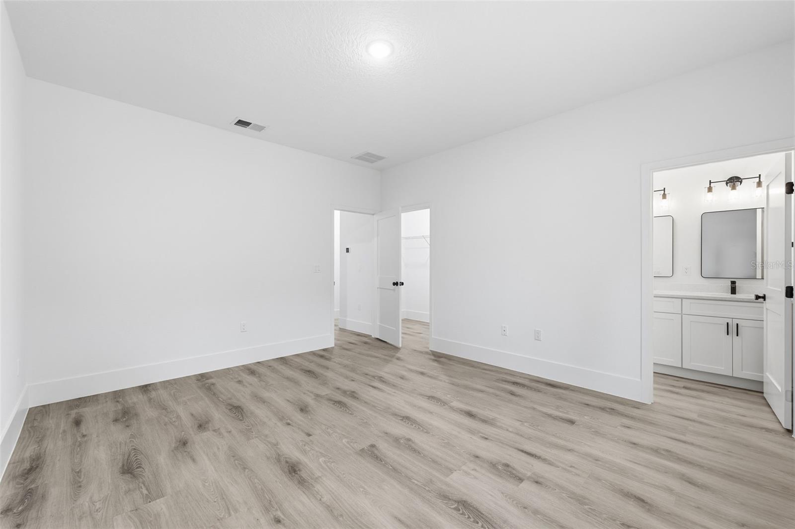 CITRUS SPGS UNIT 06 - Residential Lease