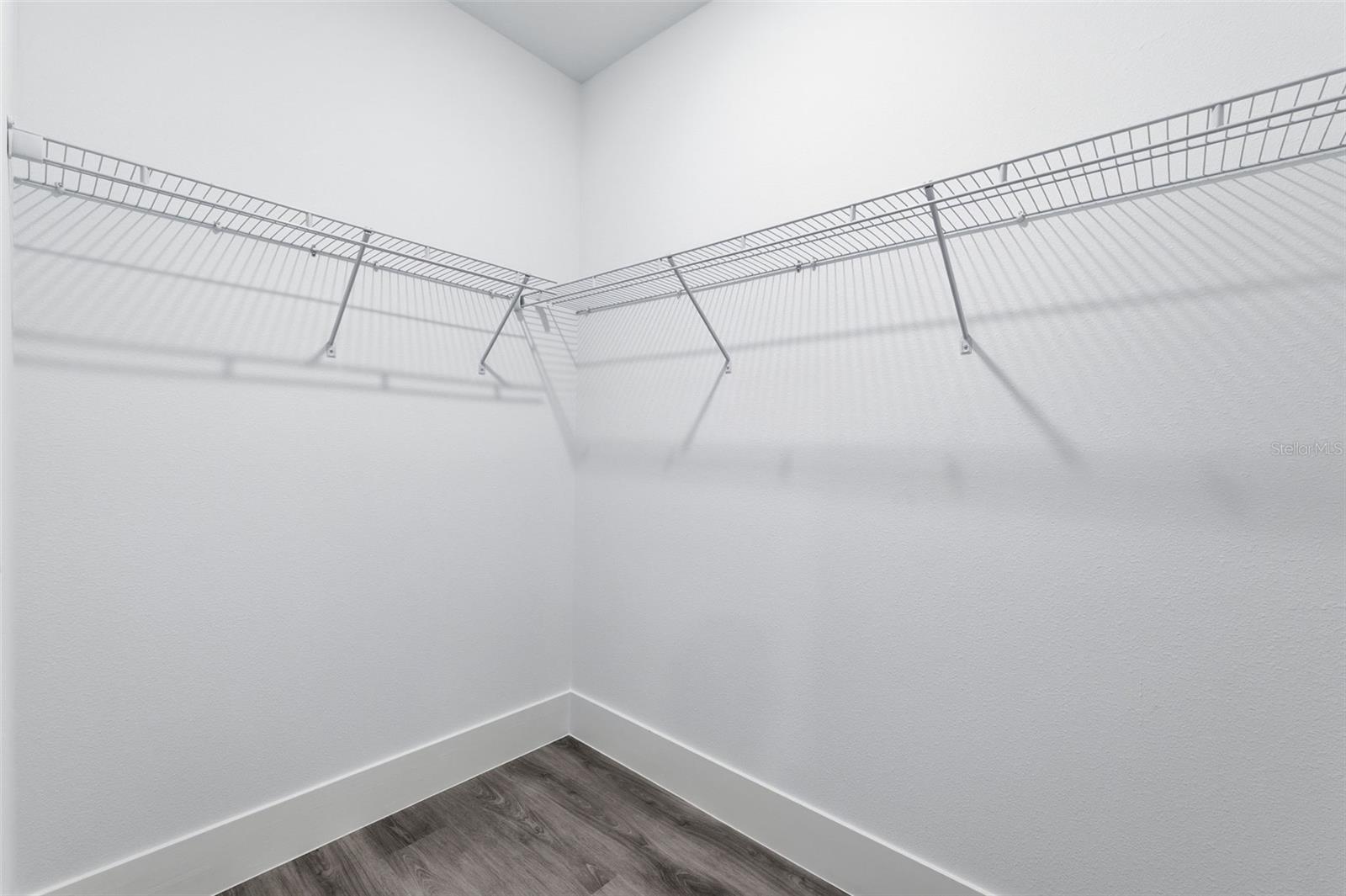 CITRUS SPGS UNIT 06 - Residential Lease