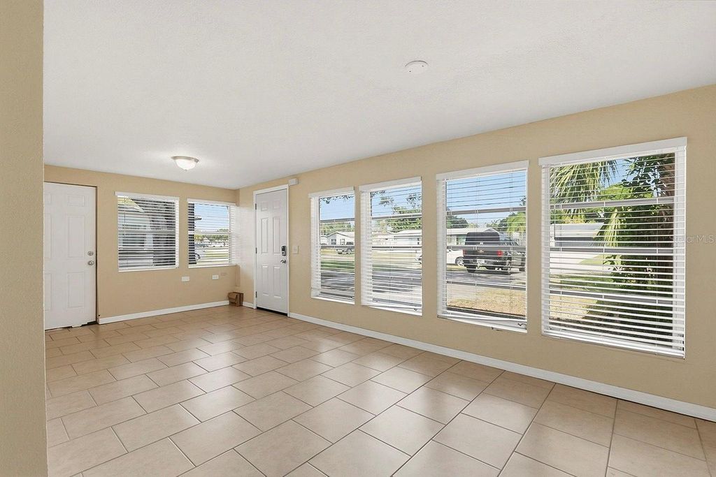 Photo of 1300 79th Avenue N, St Petersburg, FL 33702 (MLS # O6354448)