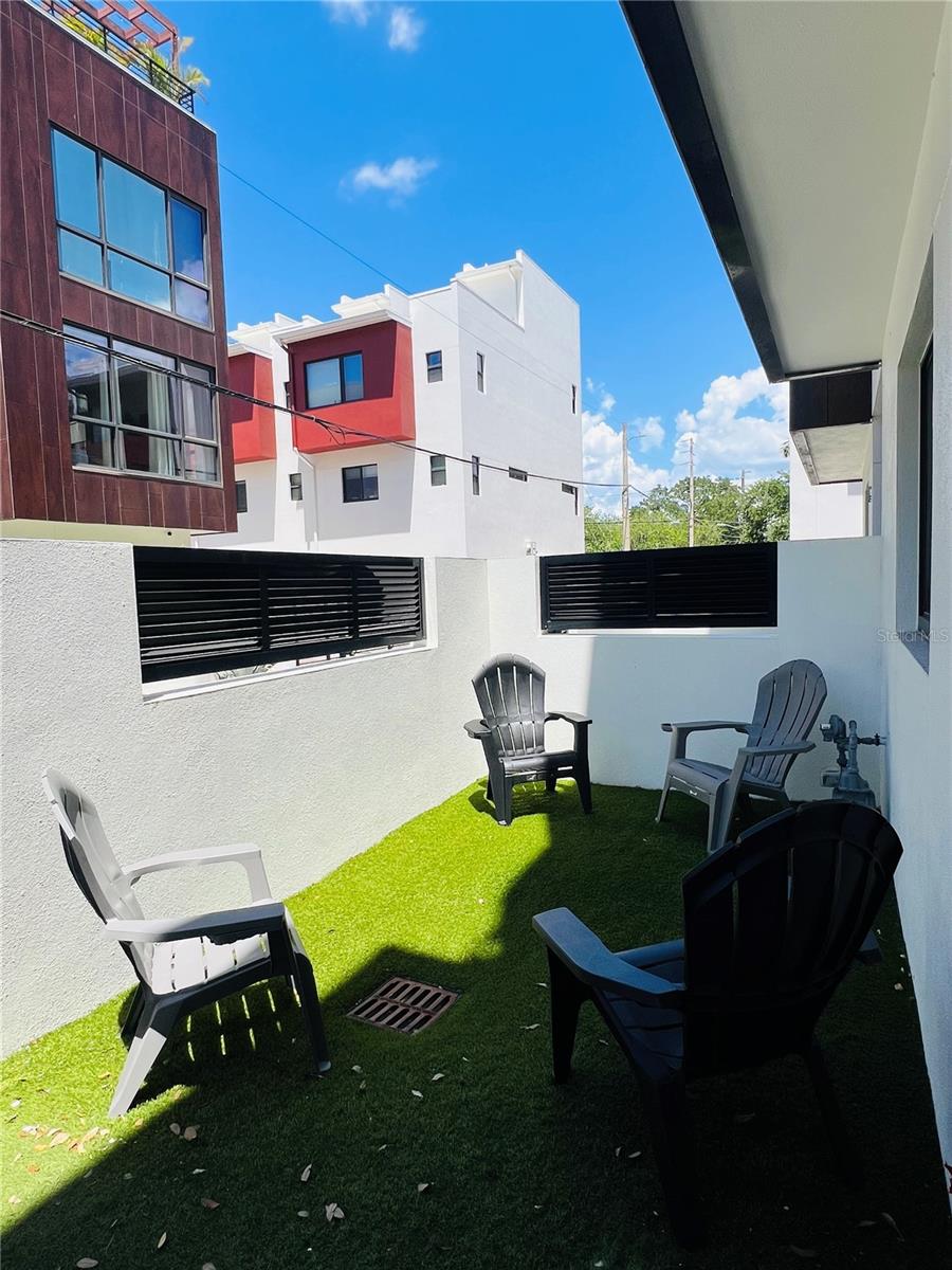 136 8TH STREET N