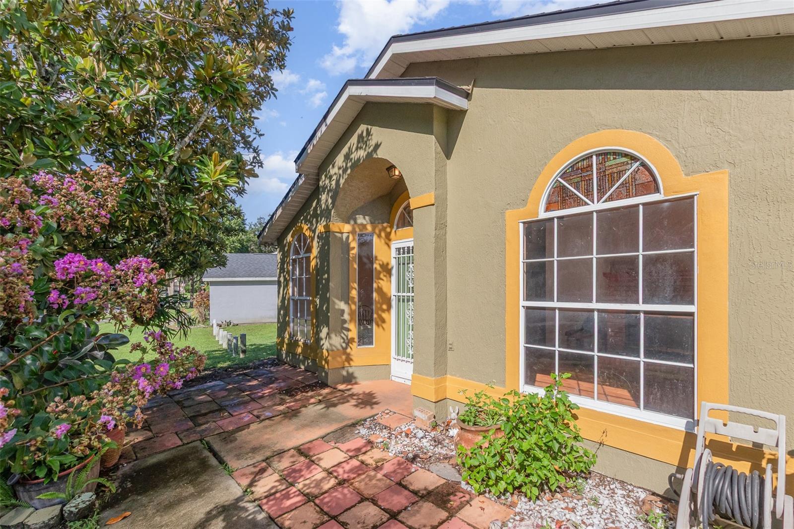 435 HORIZON DRIVE