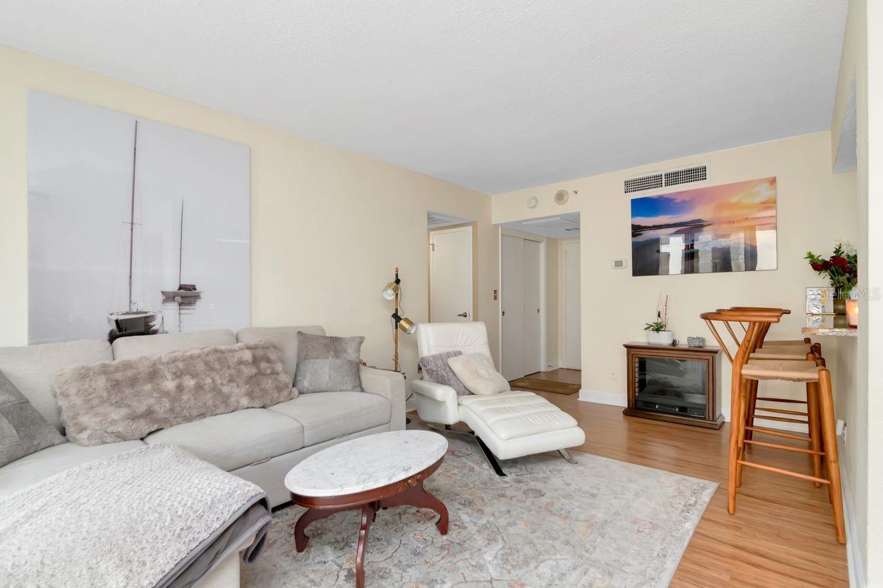 BEACON ON 3RD ST THE - Residential Lease