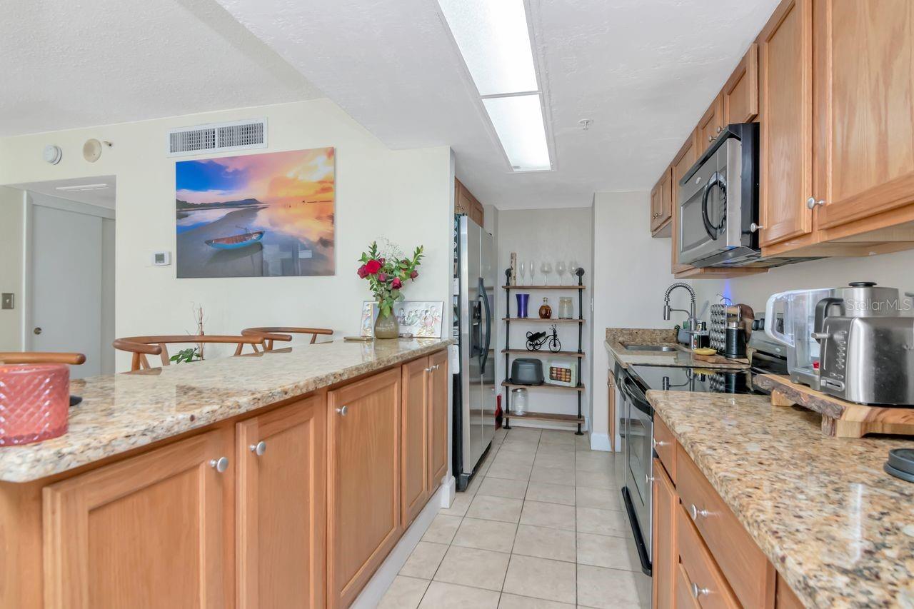 BEACON ON 3RD ST THE - Residential Lease