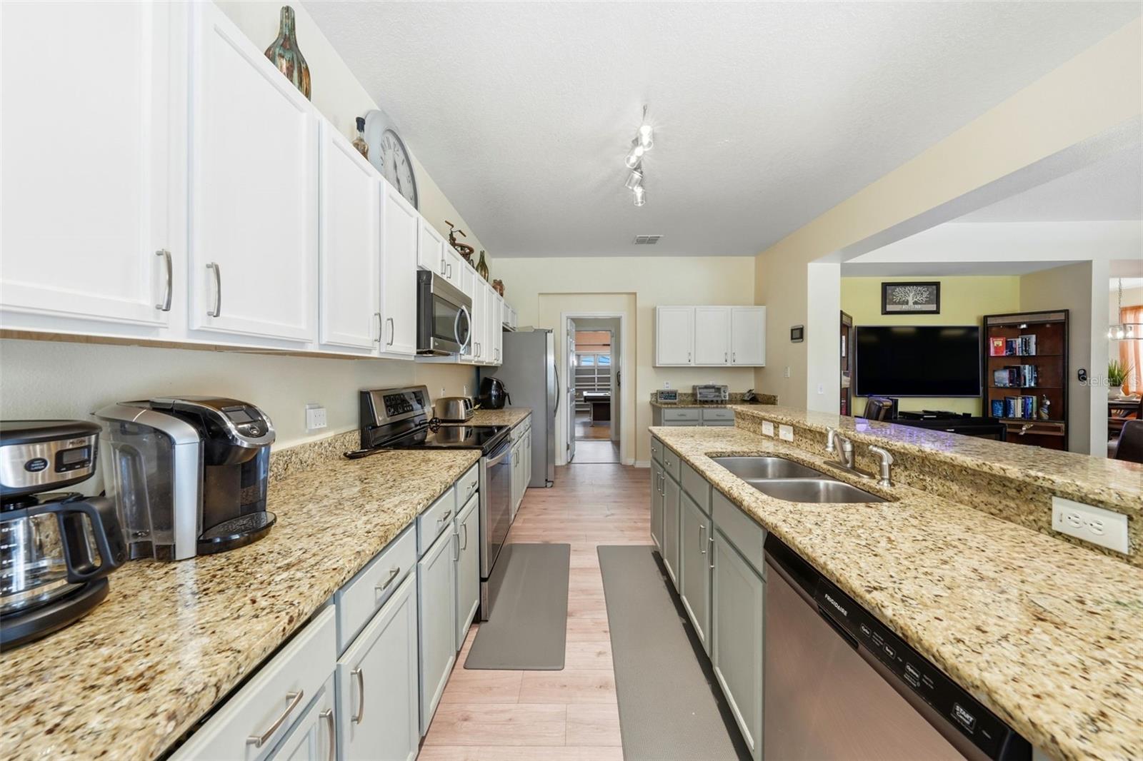 WINDWOOD BAY PH 02 - Residential