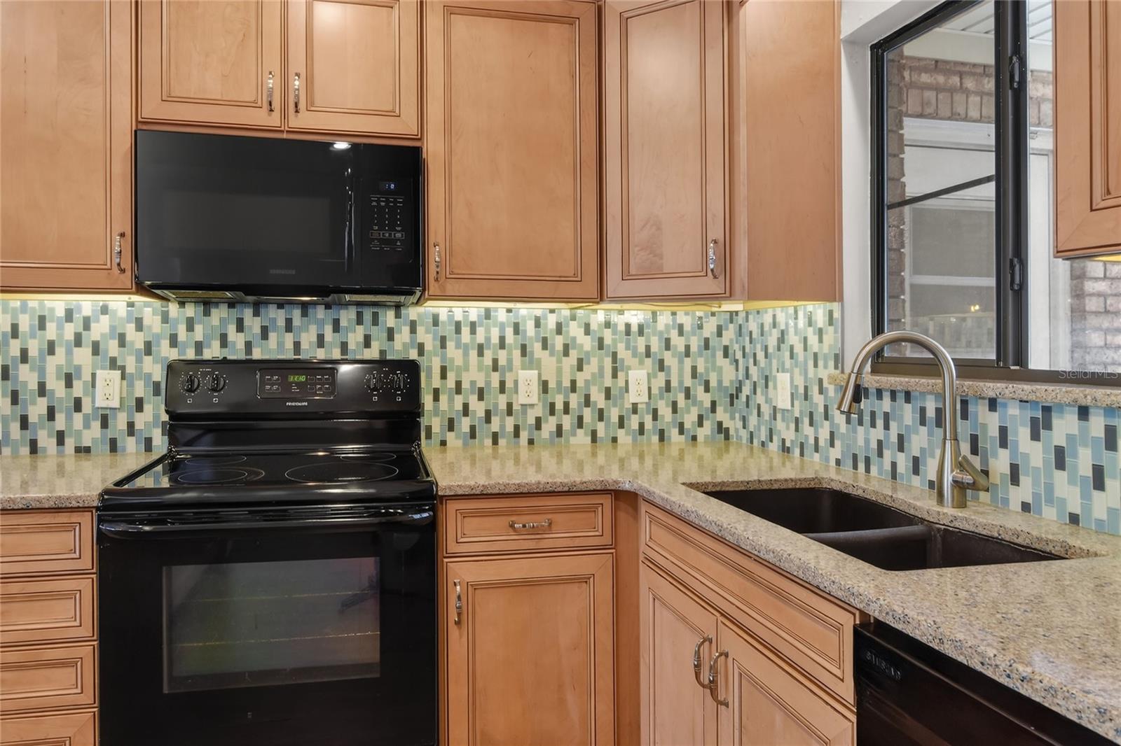 VILLAS 03 03 REP A POR - Residential