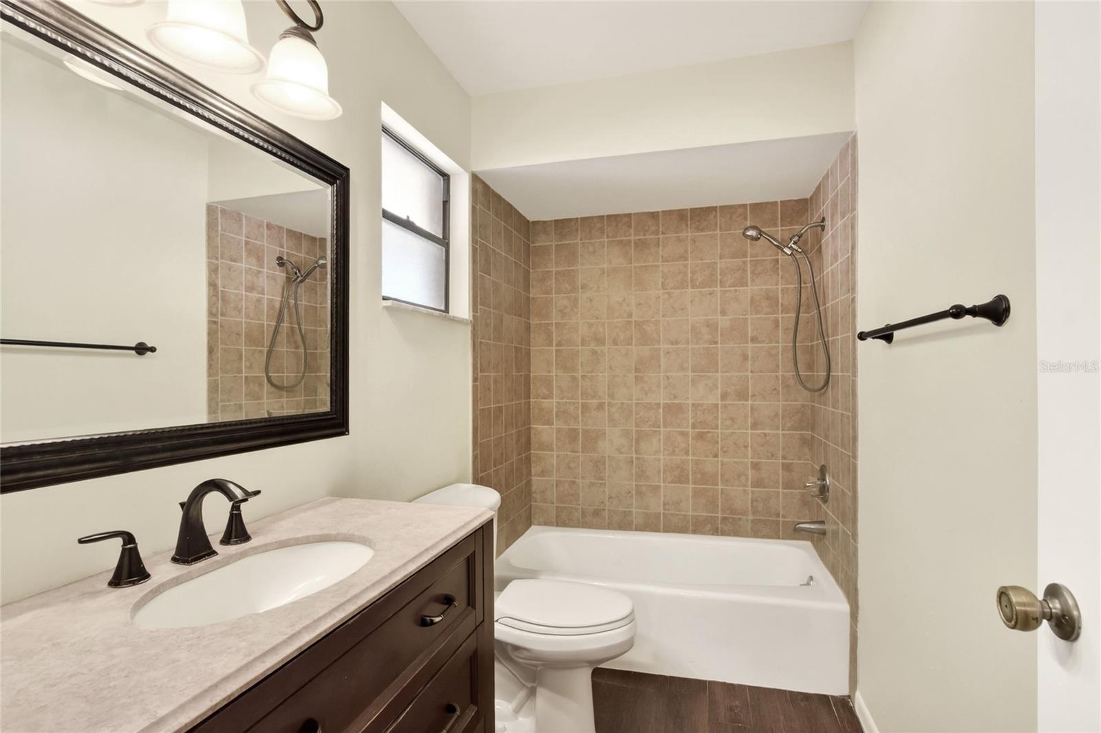 VILLAS 03 03 REP A POR - Residential