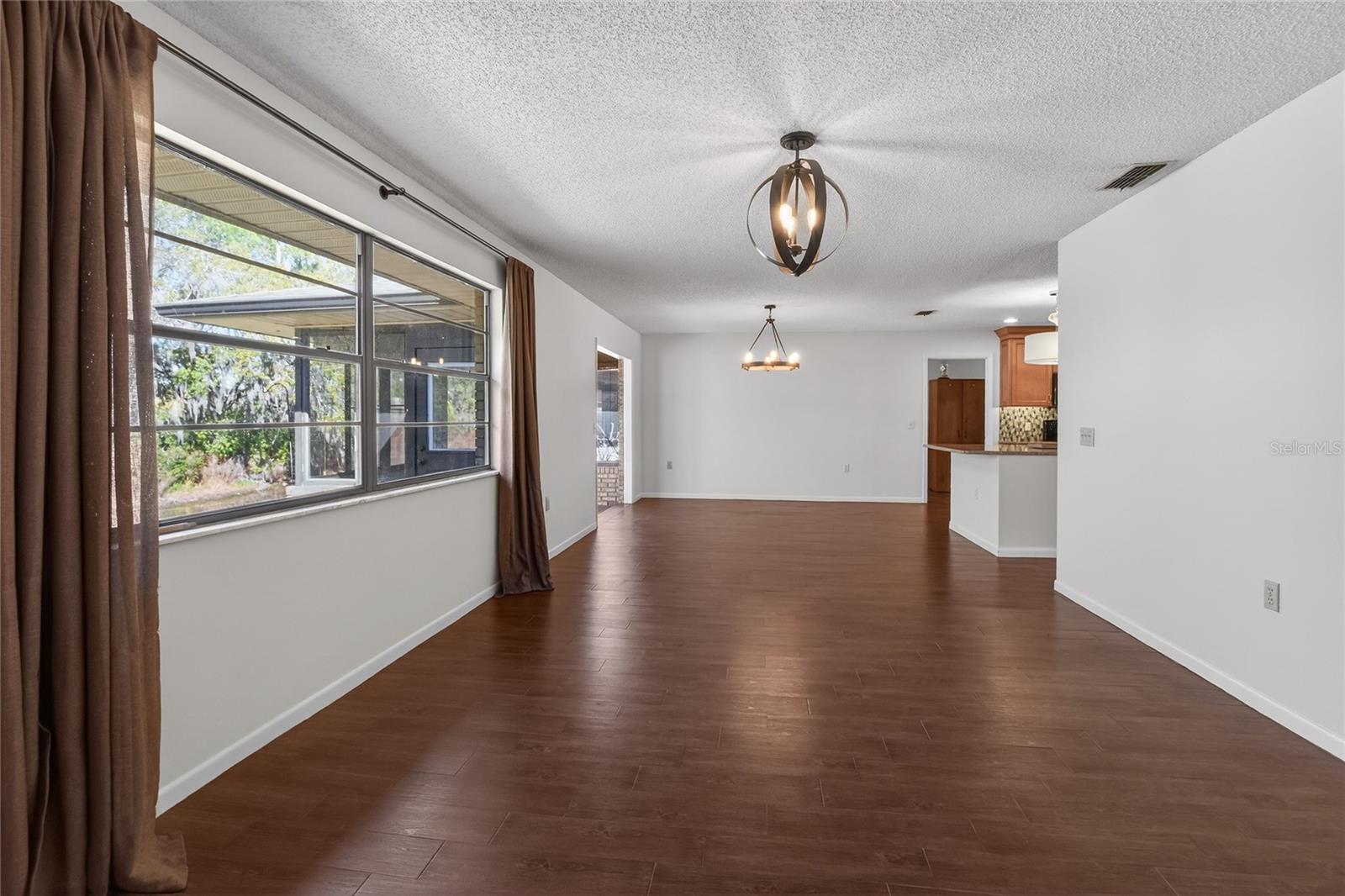 VILLAS 03 03 REP A POR - Residential