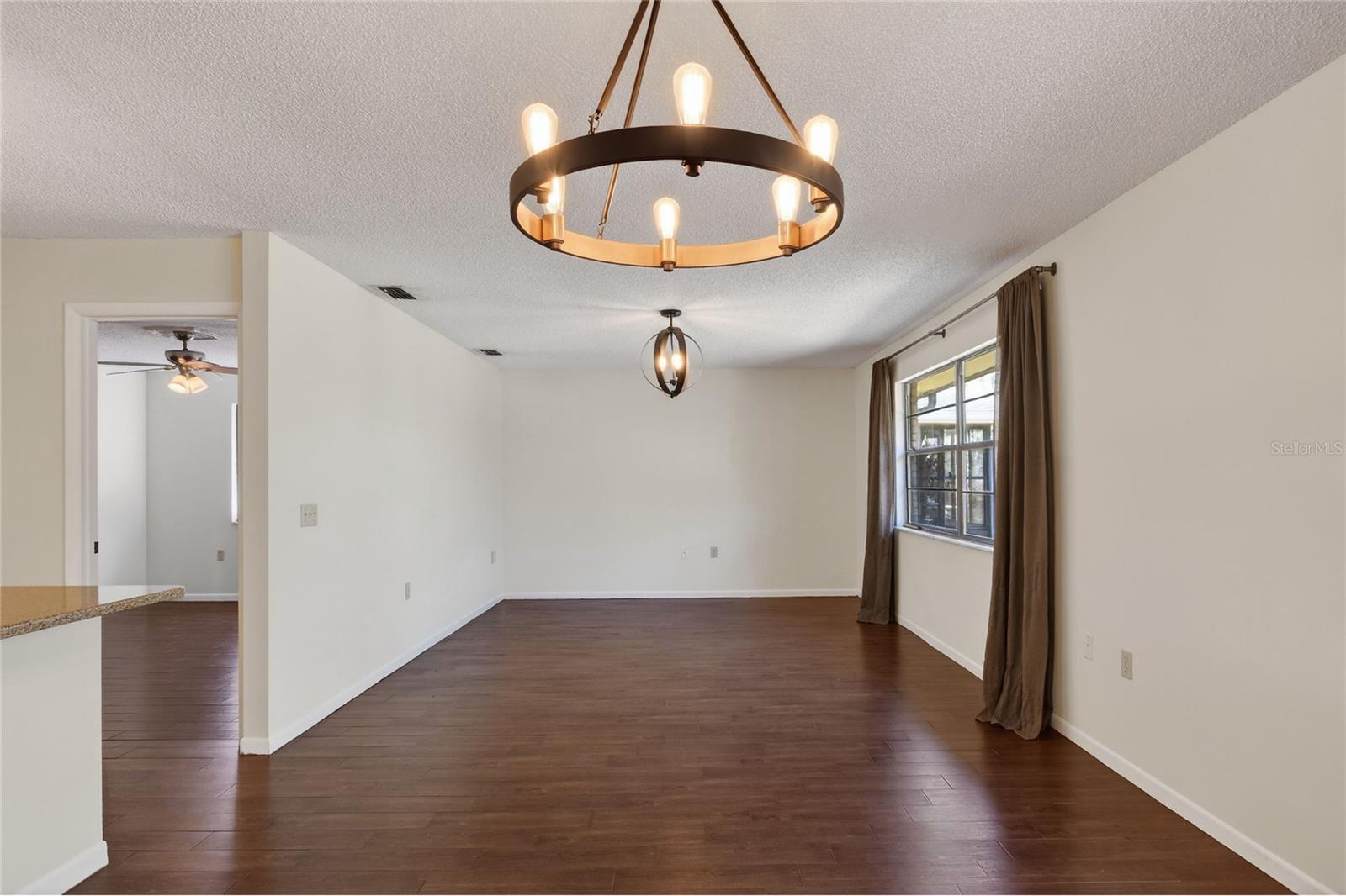 VILLAS 03 03 REP A POR - Residential