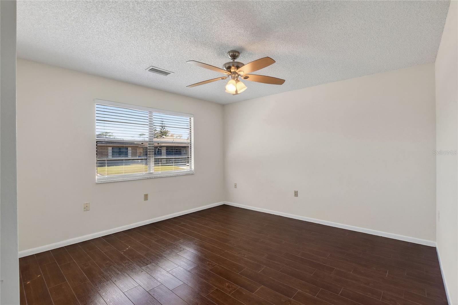 VILLAS 03 03 REP A POR - Residential