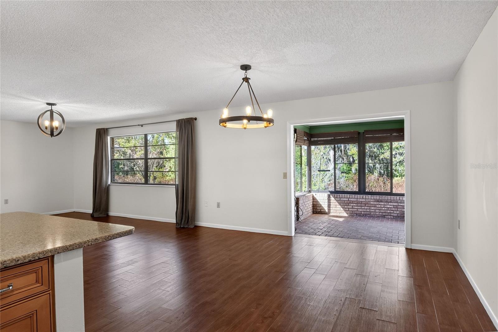 VILLAS 03 03 REP A POR - Residential