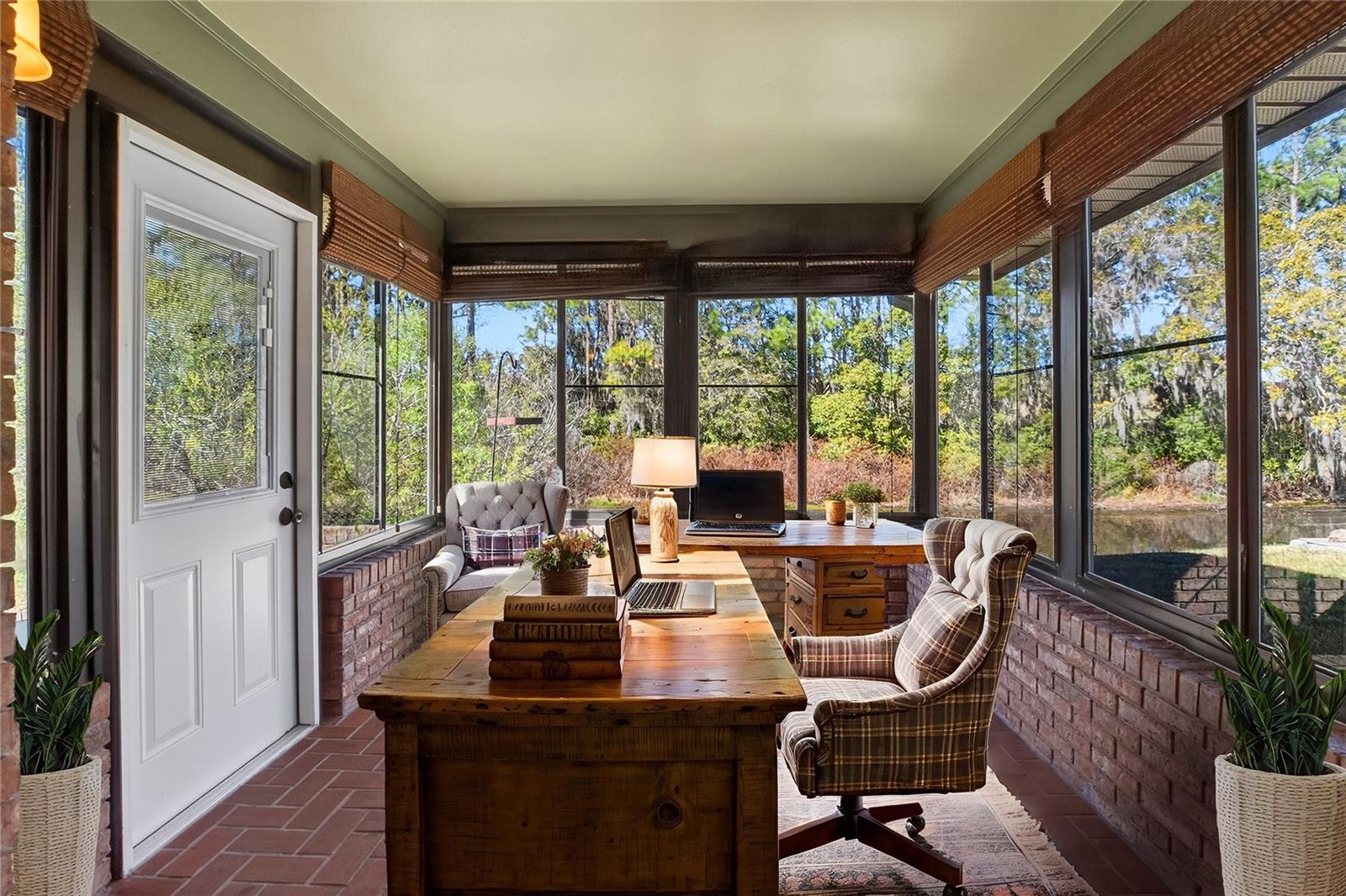 VILLAS 03 03 REP A POR - Residential