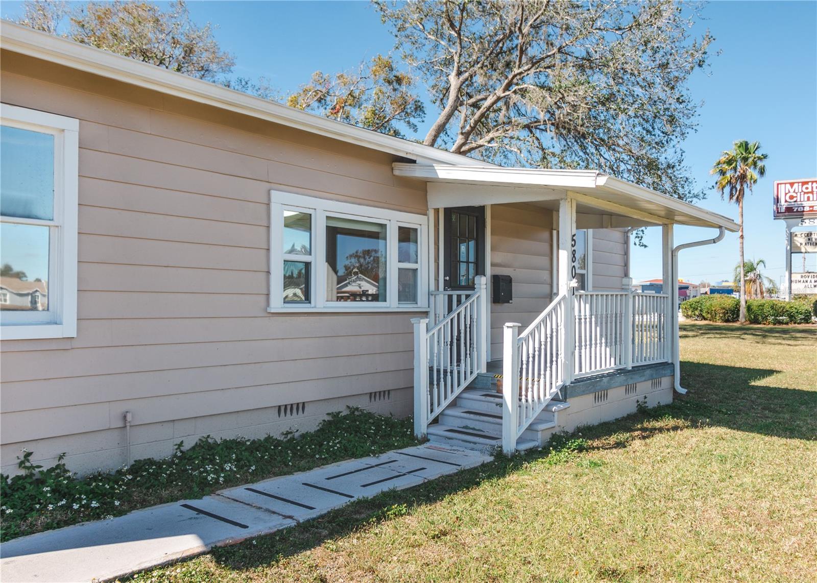 CITY ZEPHYRHILLS - Commercial Lease