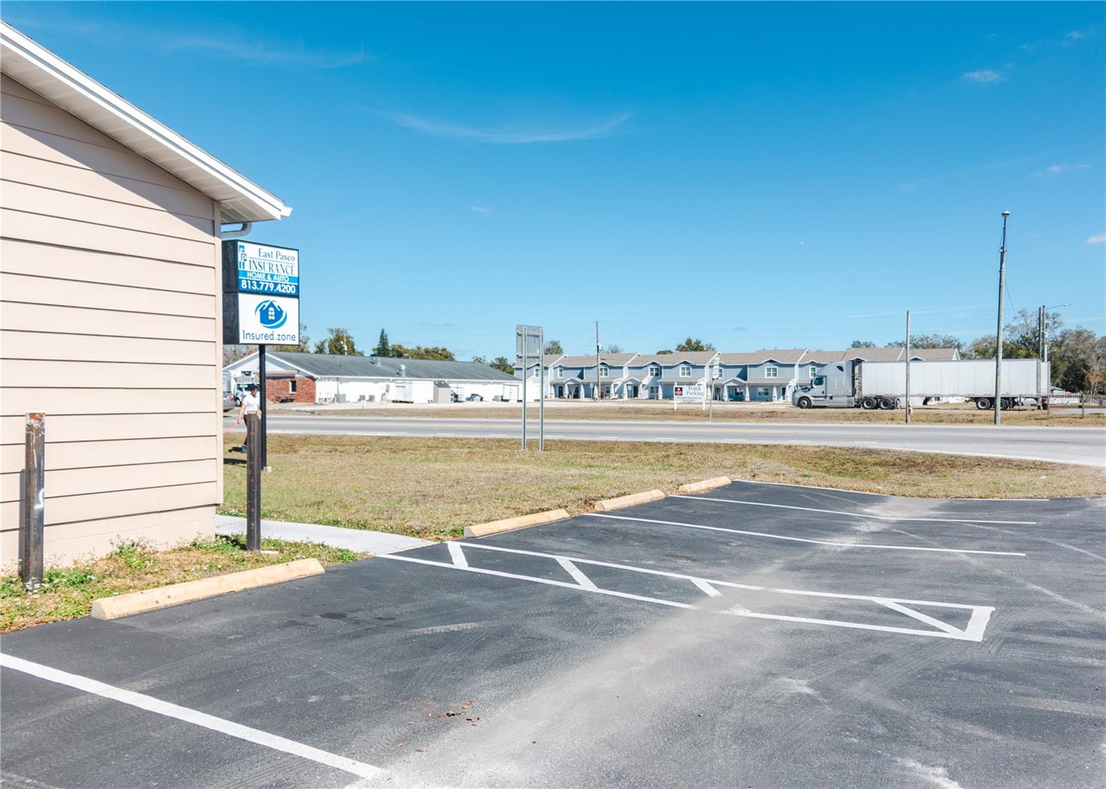 CITY ZEPHYRHILLS - Commercial Lease