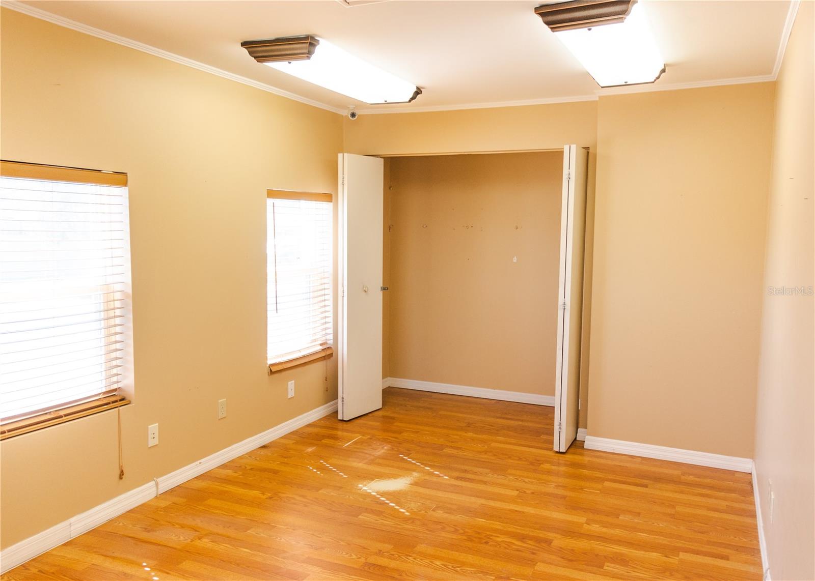 CITY ZEPHYRHILLS - Commercial Lease