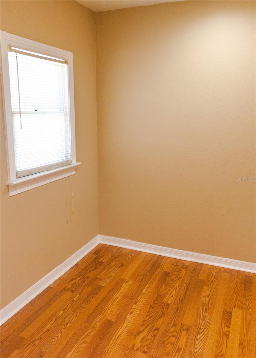 CITY ZEPHYRHILLS - Commercial Lease