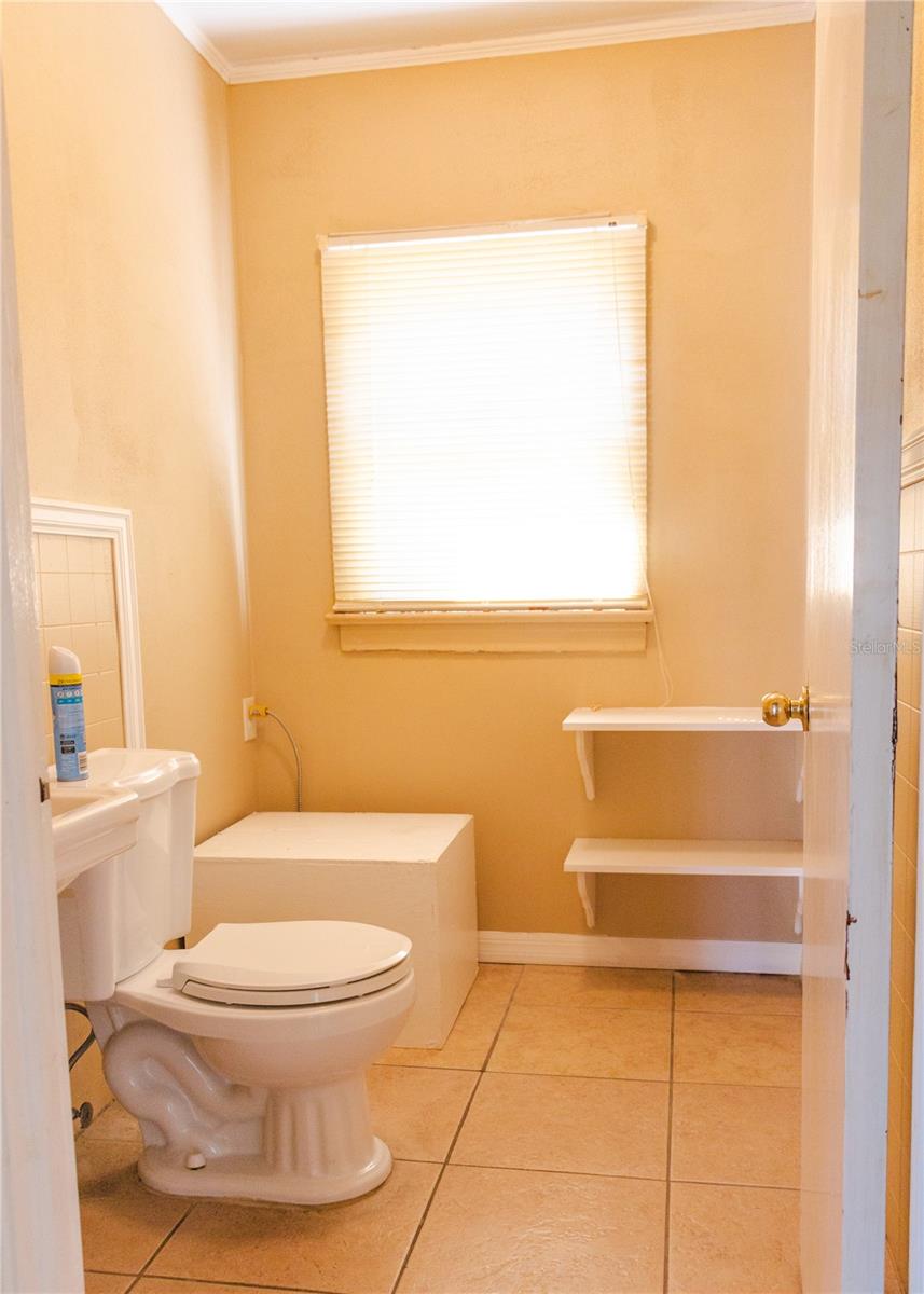 CITY ZEPHYRHILLS - Commercial Lease