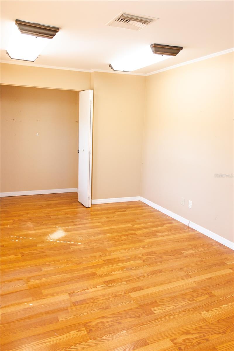 CITY ZEPHYRHILLS - Commercial Lease