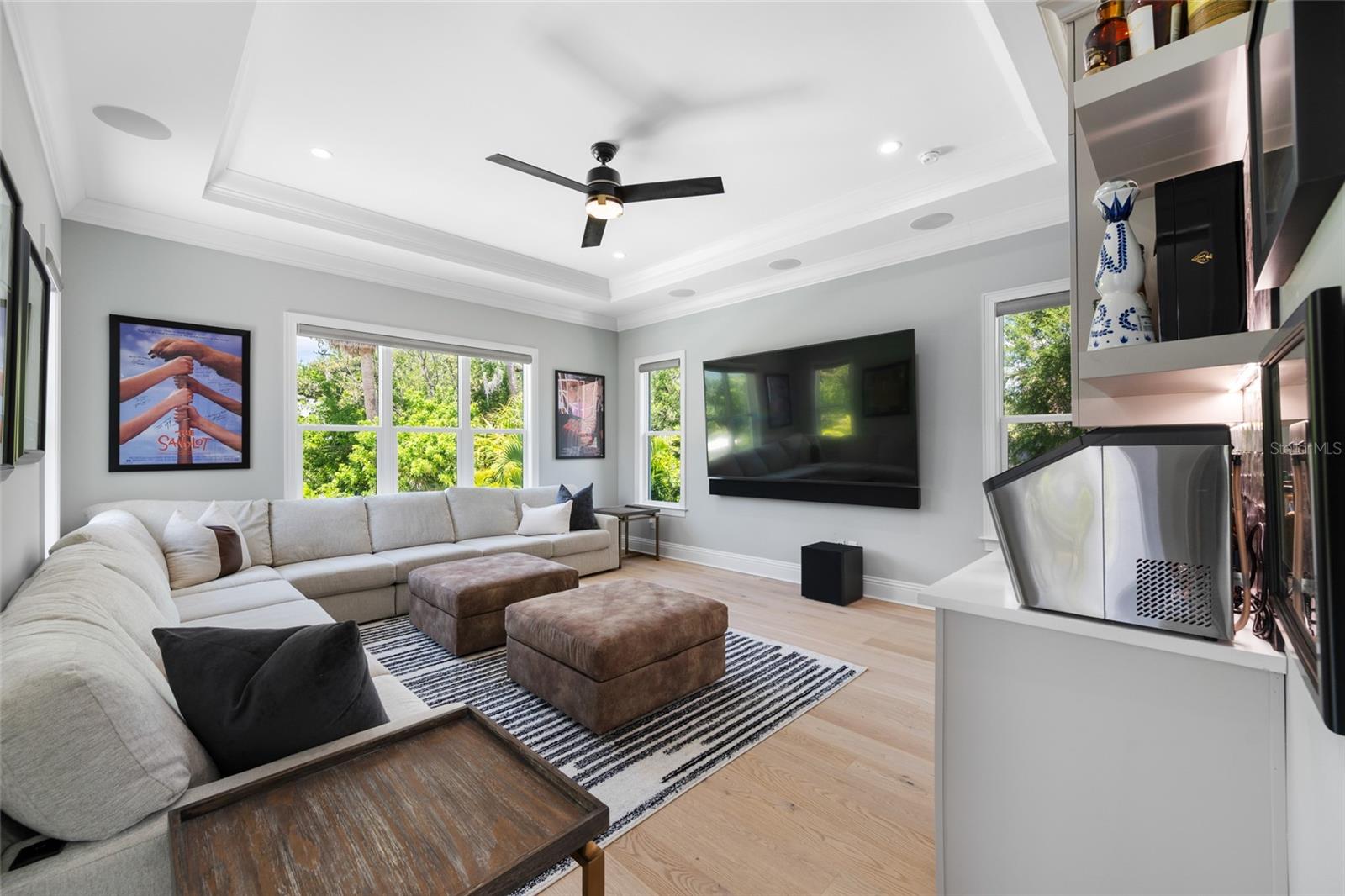SUNSET PARK - Residential