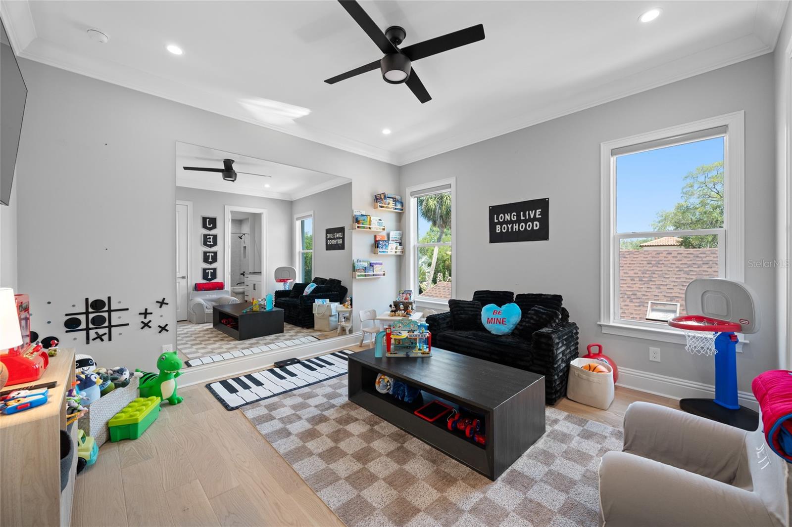 SUNSET PARK - Residential