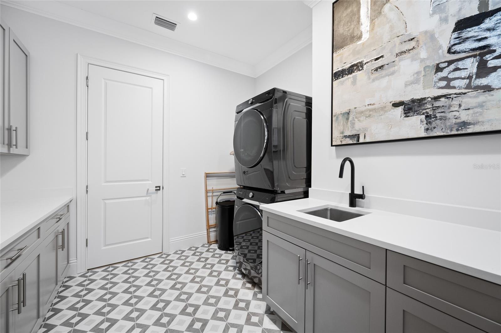 SUNSET PARK - Residential