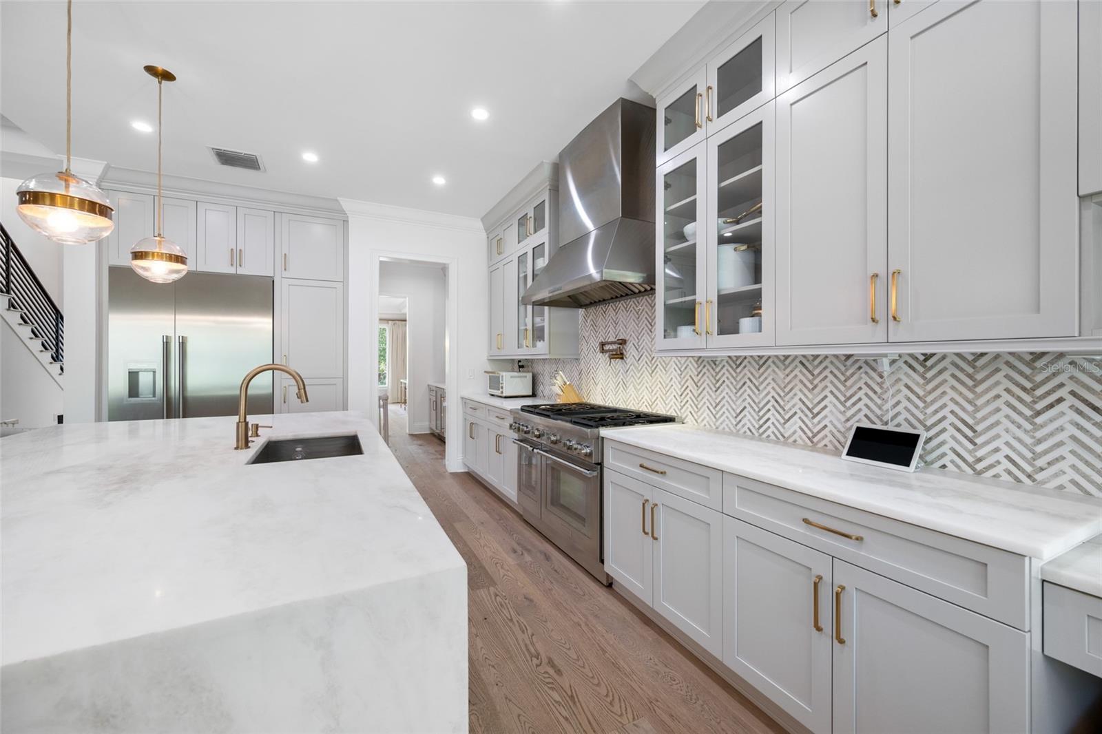 SUNSET PARK - Residential