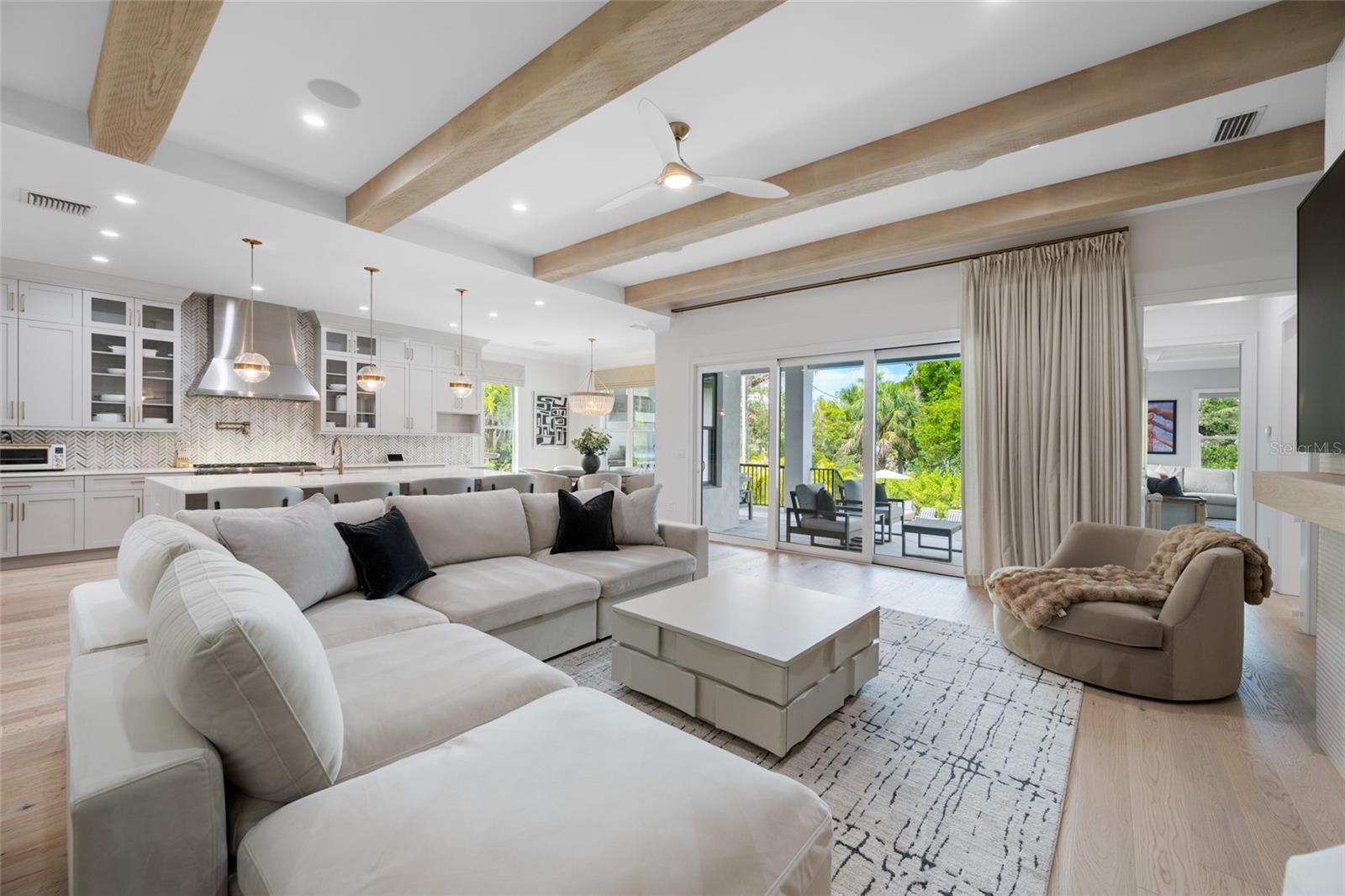 SUNSET PARK - Residential