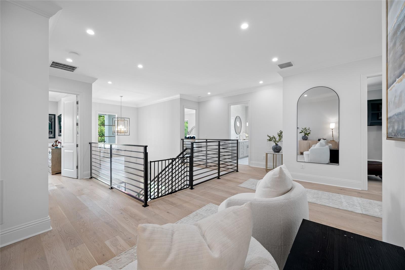 SUNSET PARK - Residential