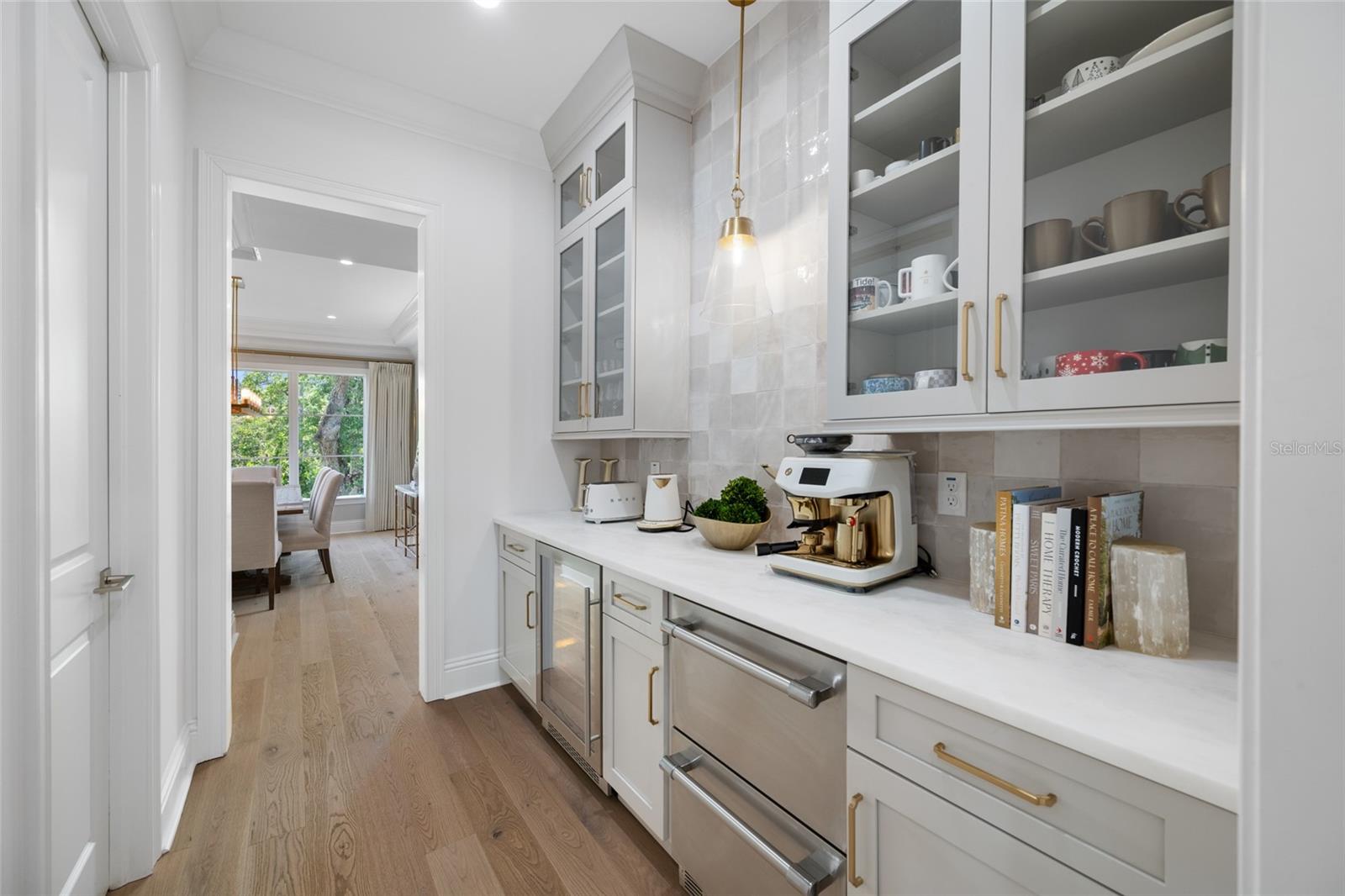 SUNSET PARK - Residential