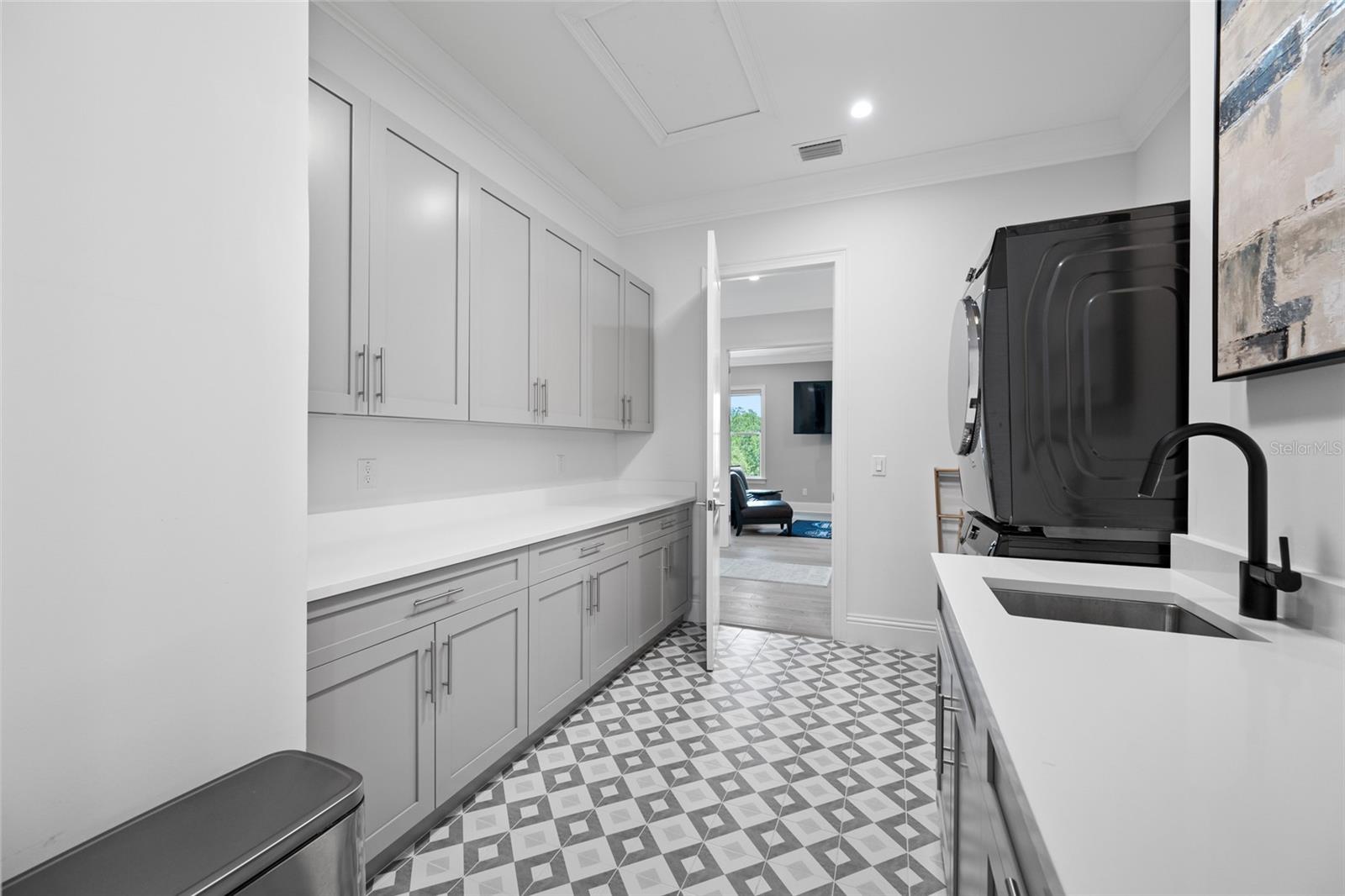 SUNSET PARK - Residential