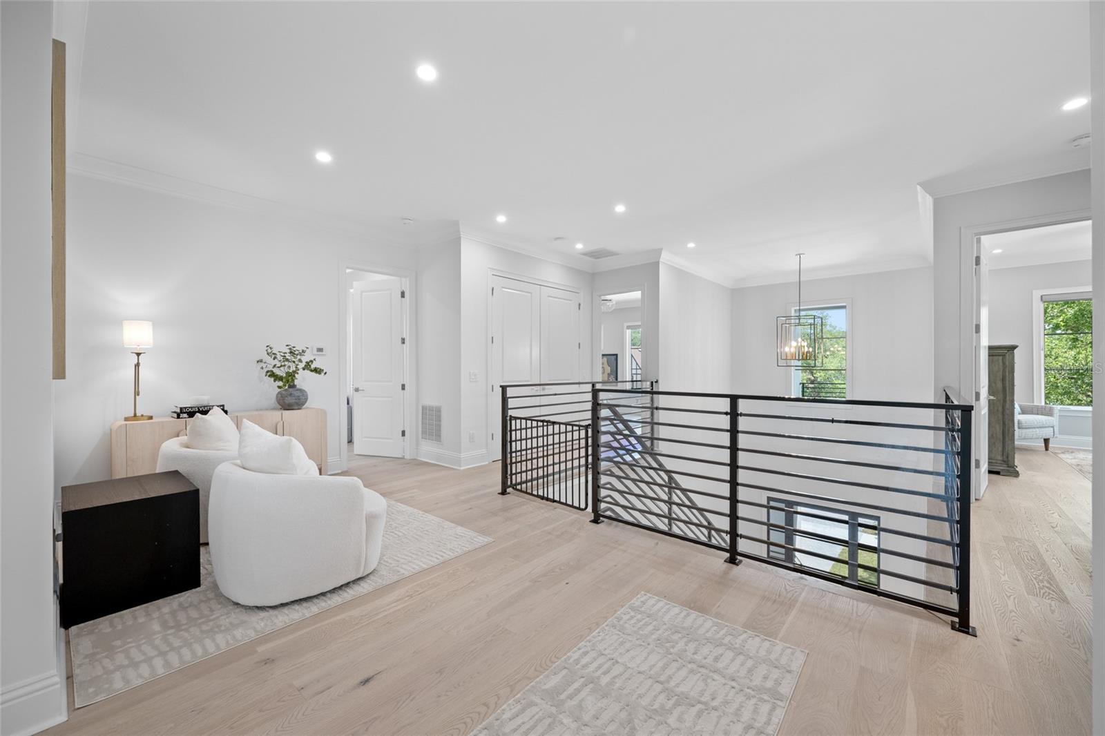 SUNSET PARK - Residential