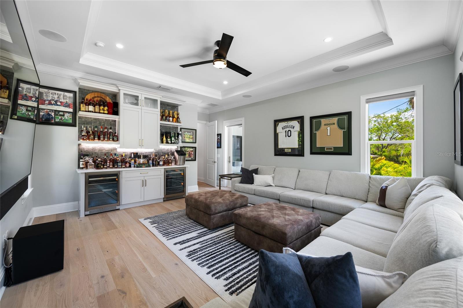 SUNSET PARK - Residential