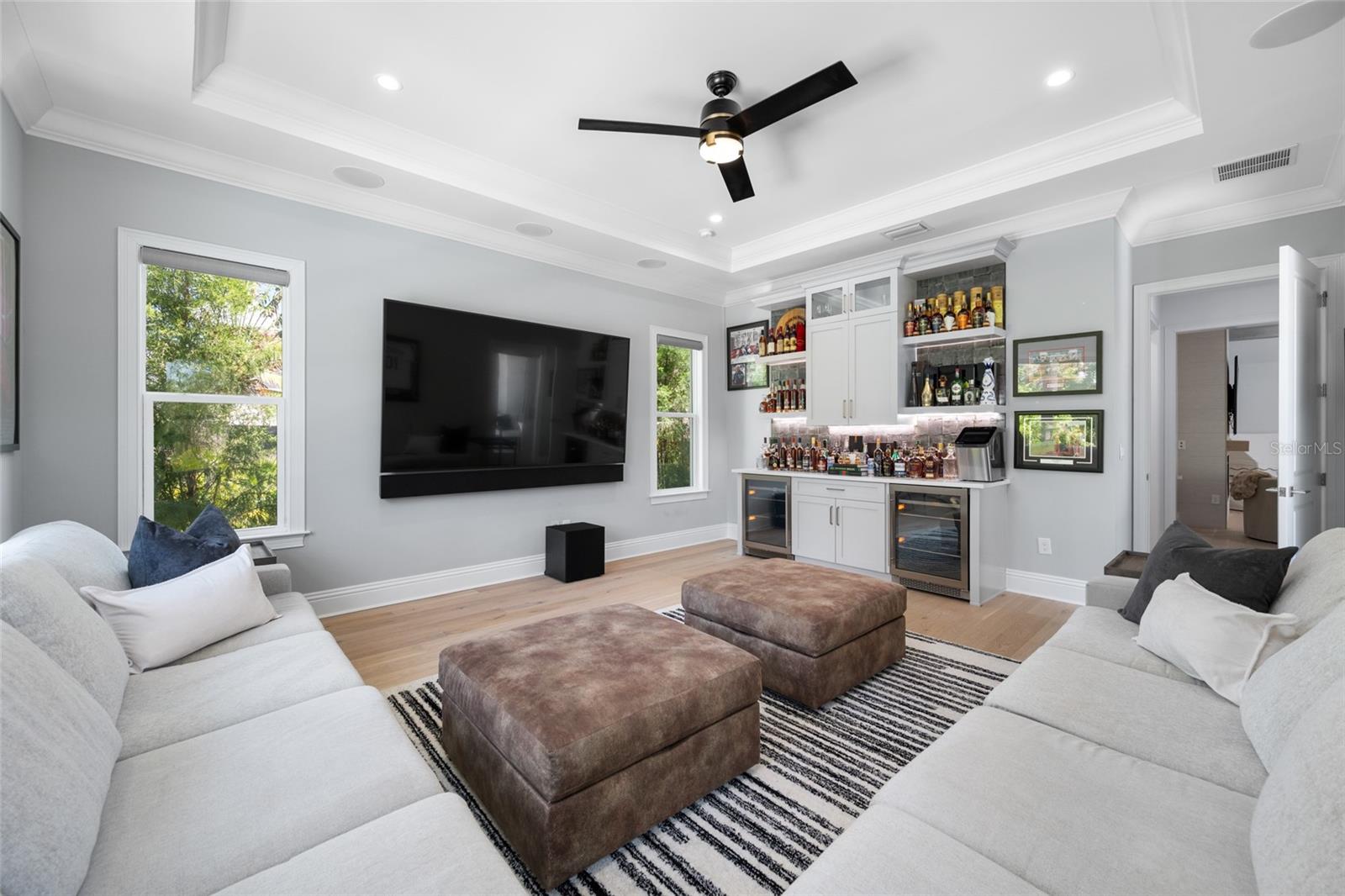 SUNSET PARK - Residential