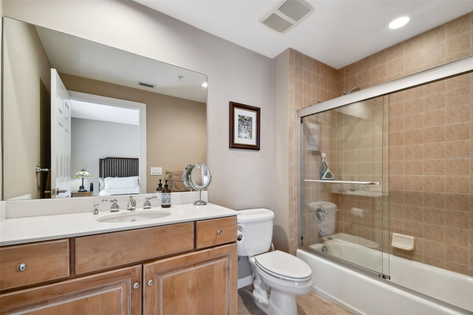 SERENO CONDO - Residential