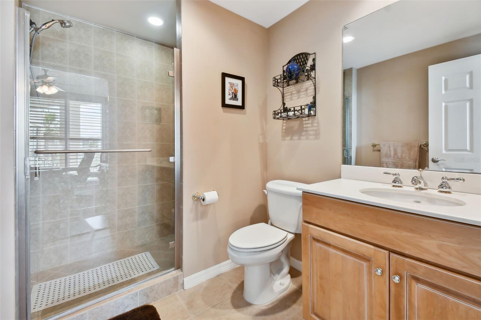 SERENO CONDO - Residential